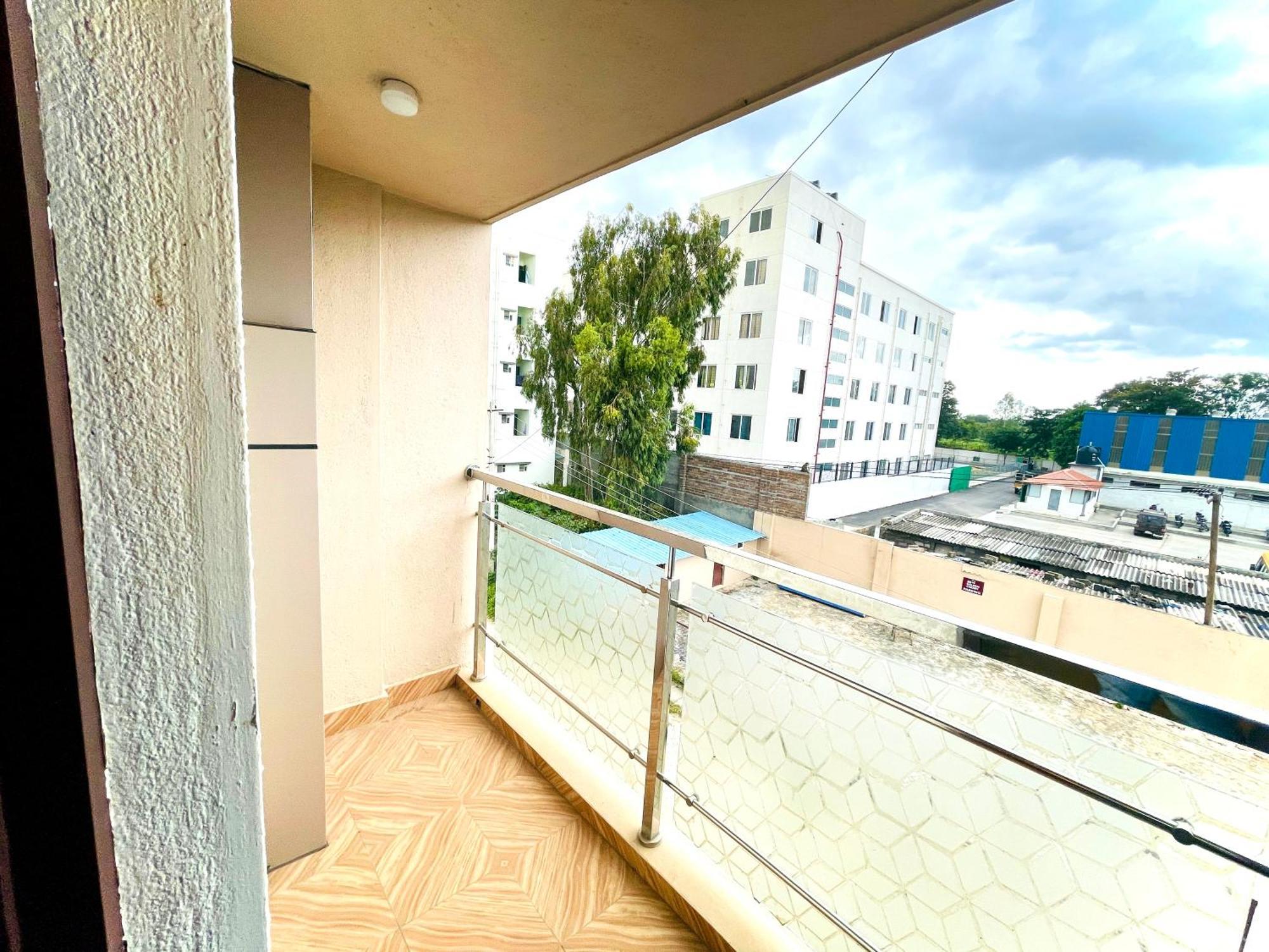 Aura By Agira Hotels Yelahanka Exterior photo
