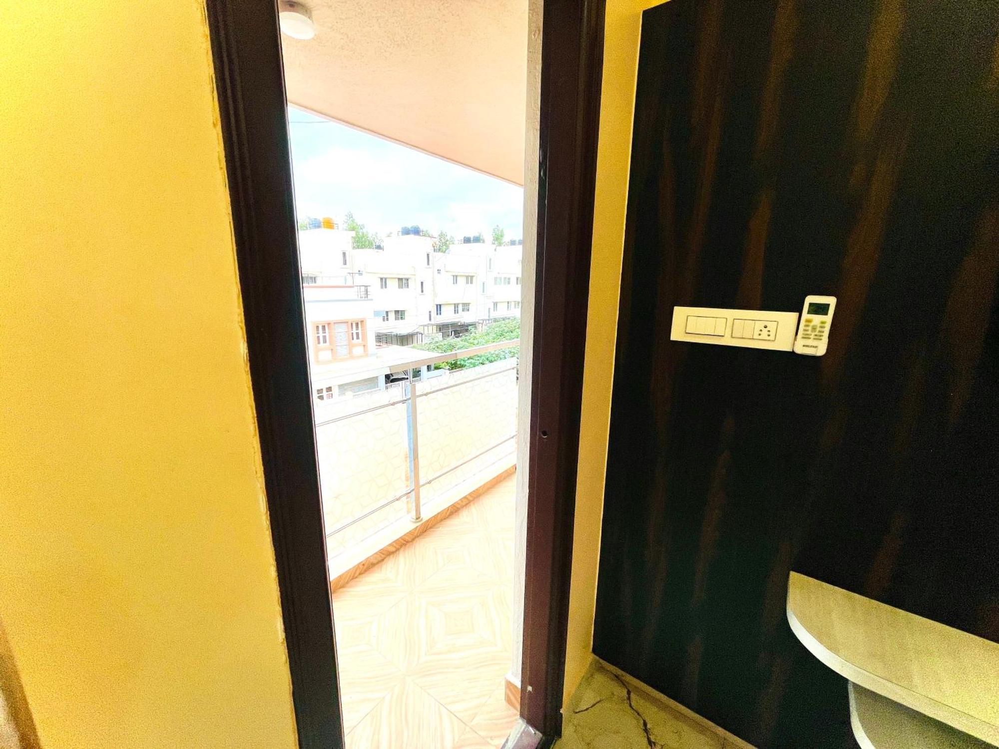 Aura By Agira Hotels Yelahanka Exterior photo