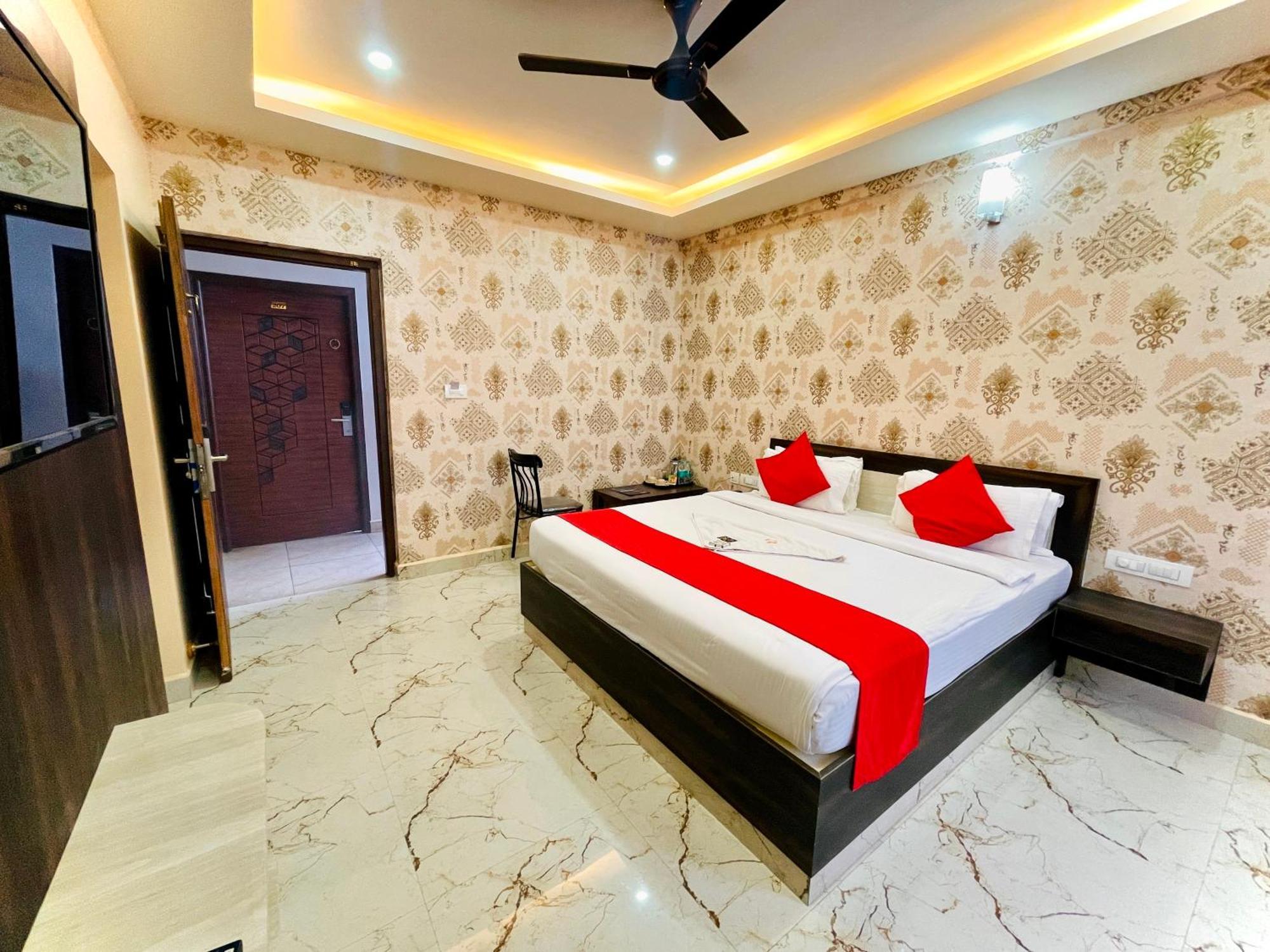 Aura By Agira Hotels Yelahanka Exterior photo